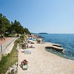 Campsite Cherry Premium Adria Mobile Homes Zelena Laguna Porec