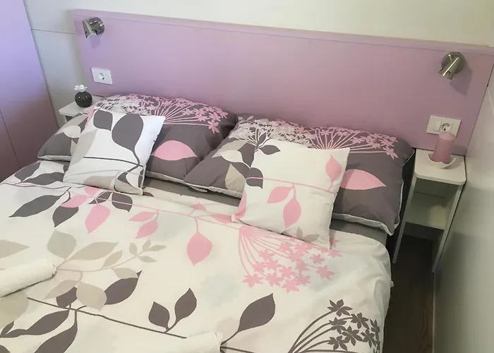 Кемпинг Cherry Premium Adria Mobile Homes Zelena Laguna *